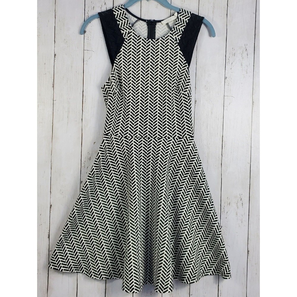 Lush Flare Dress Chevron Patterned  Womens Size S Small Black White Sleeveless